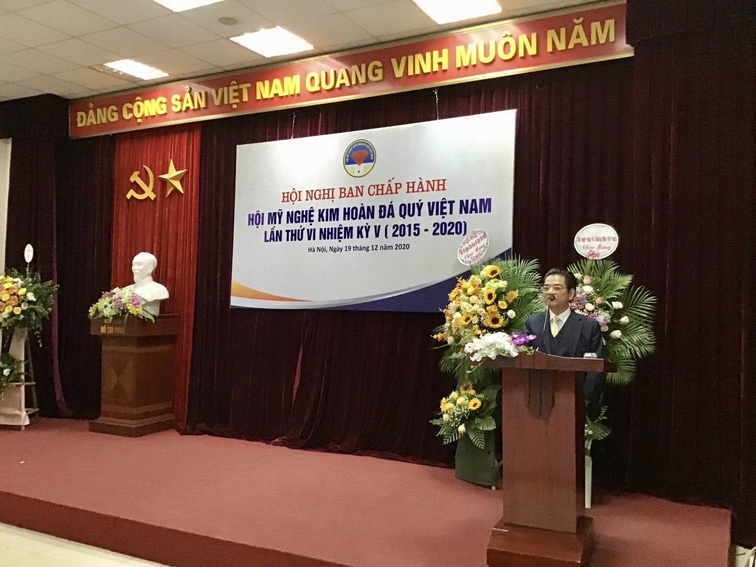 Hội nghị BCH Hội Mỹ nghệ Kim hoàn Đá quý Việt Nam (Lần thứ VI-Khóa V, nhiệm kỳ 2015-2020) thành công tốt đẹp